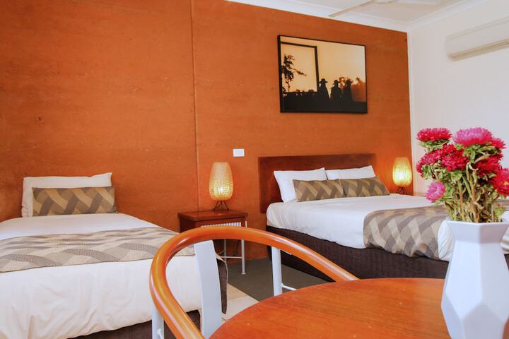 Room 12 of 36
