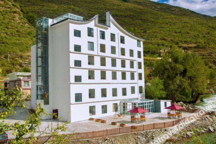 Hotel 13 of 42