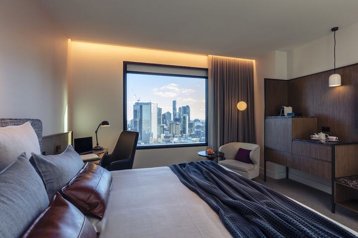 Room 36 of 85