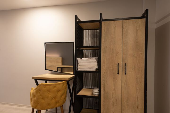 Room 21 of 54