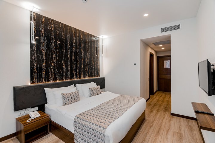 Room 22 of 85