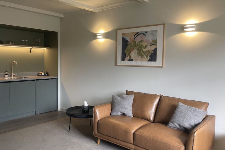 Room 48 of 81