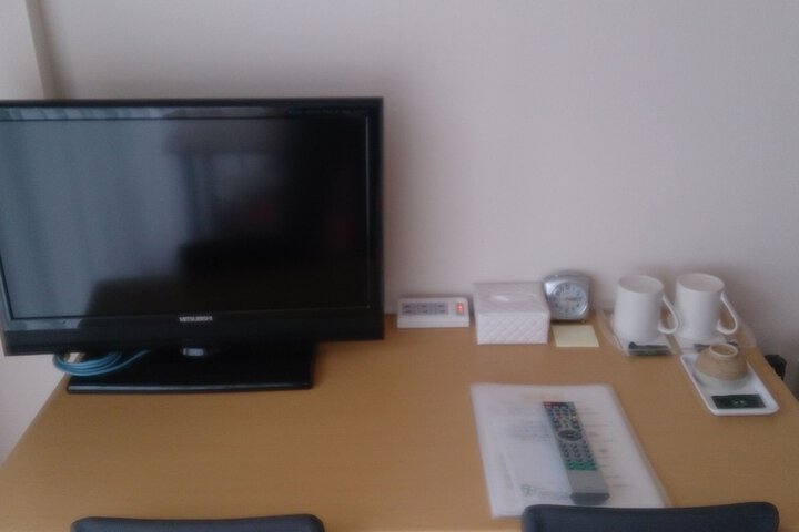 Room 21 of 34