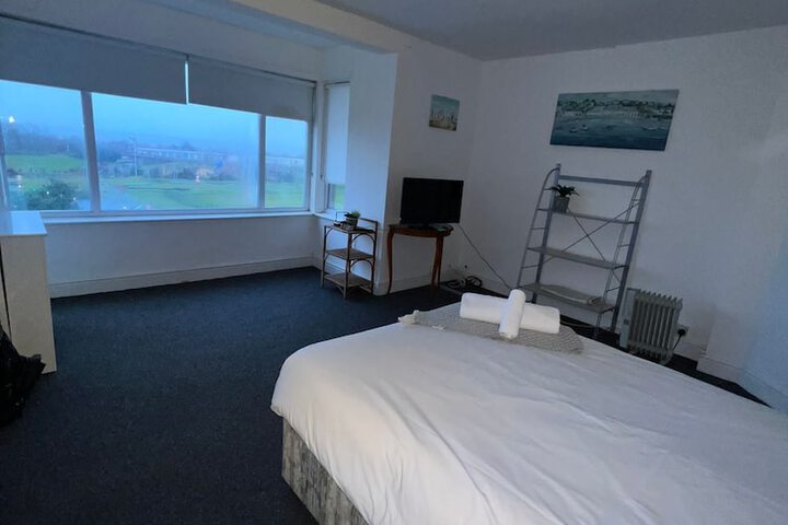 Room 15 of 112