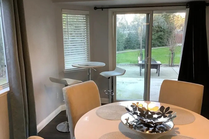 Terrace/Patio 6 of 16