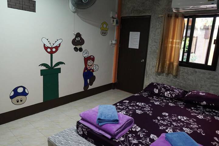 Room 17 of 36