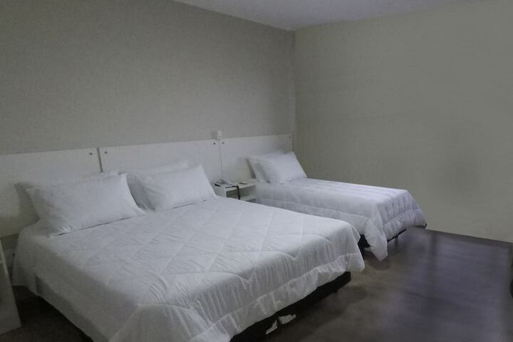 Room 6 of 29