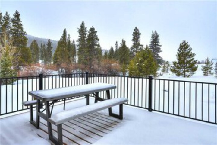 Terrace/Patio 7 of 141