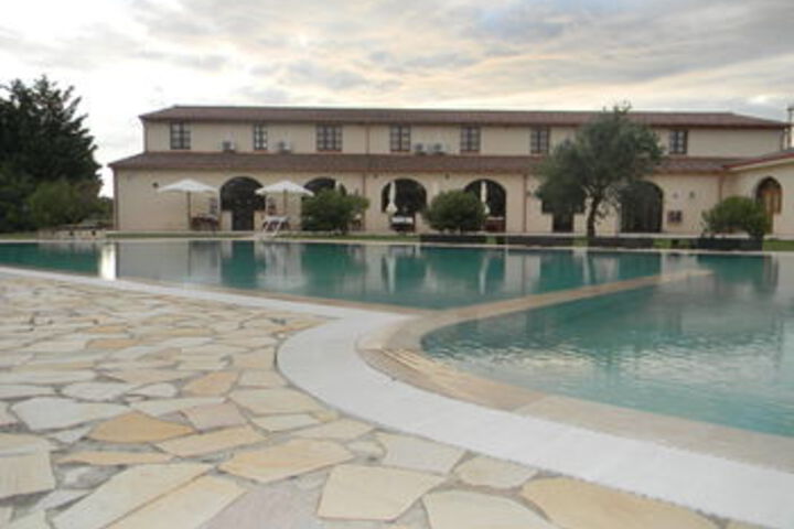 Pool 50 of 88