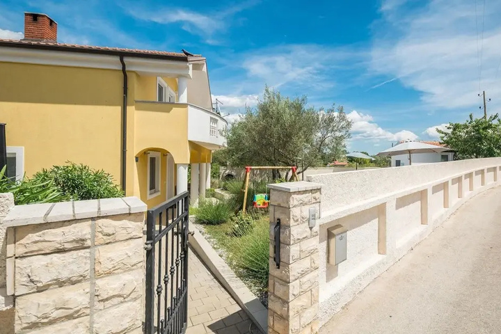 Photo of Stunning Home in Buje With Wifi and 2 Bedrooms
