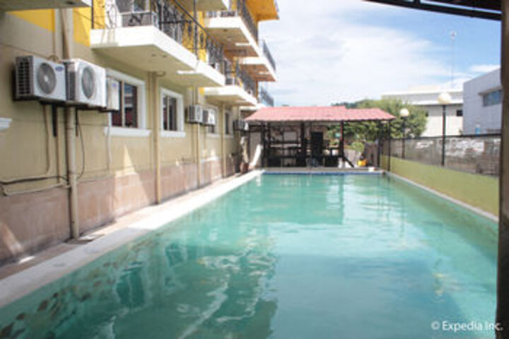 Pool 75 of 79