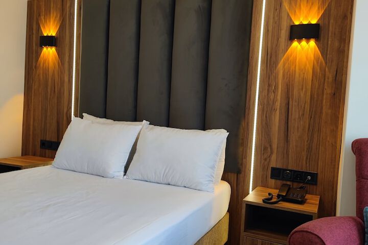 Room 5 of 51