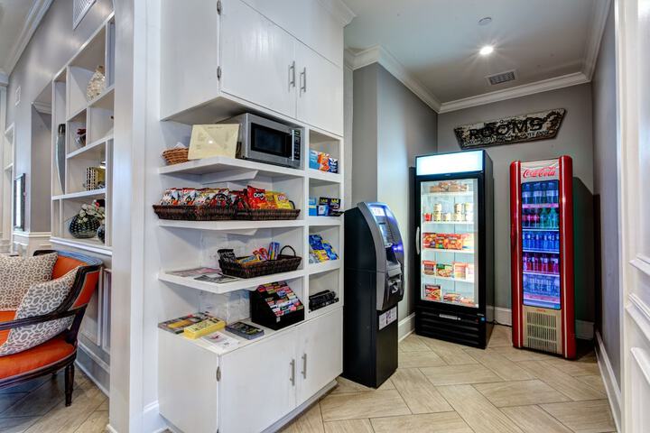 ATM/banking on site