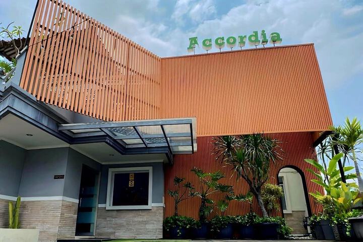 Hotel Exterior