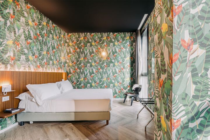 Room 37 of 130