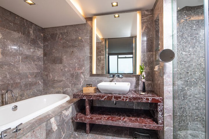 Clean Restrooms