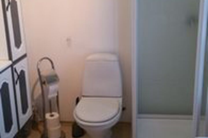 Room 6 of 46