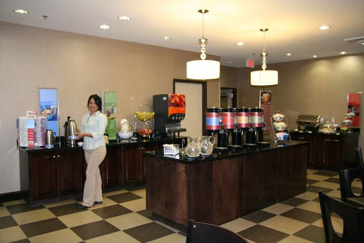 Breakfast area