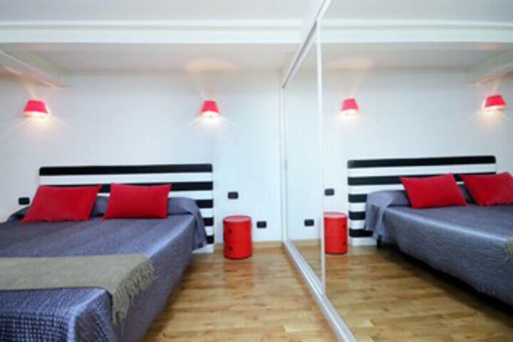 Room 50 of 52