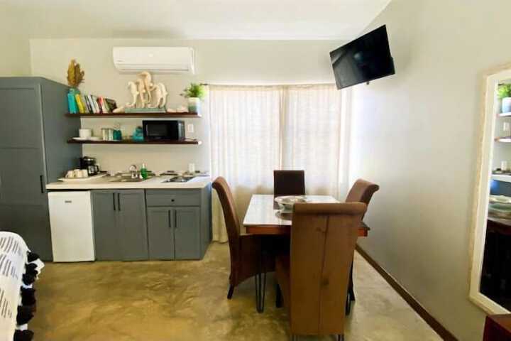 Room 14 of 84