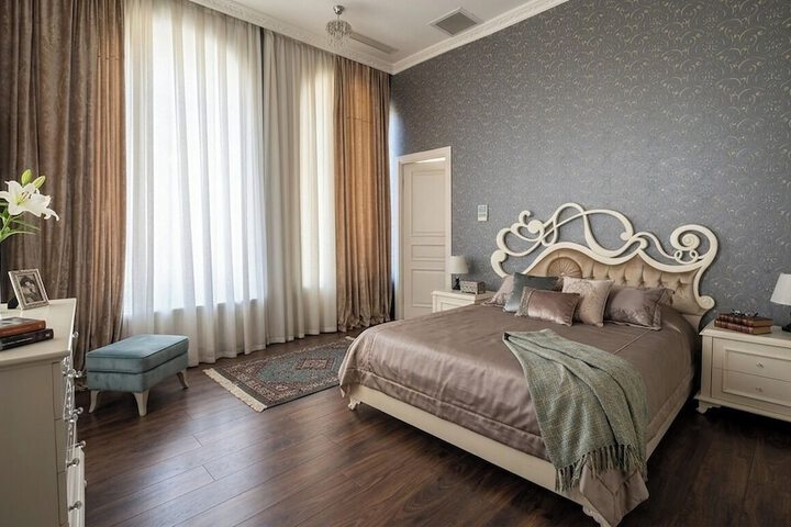 Room 32 of 122