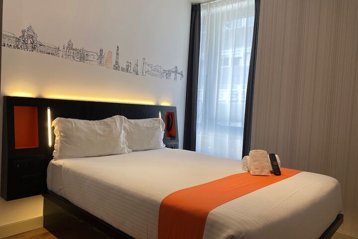 Room 20 of 40