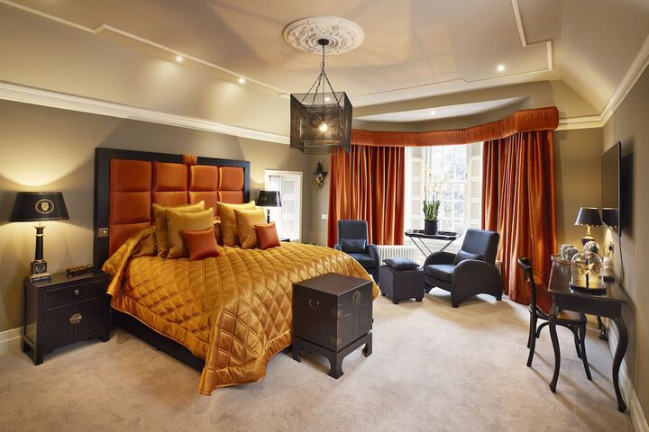 Room 11 of 74