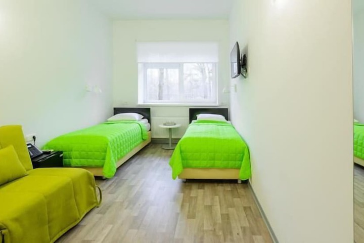 Room 5 of 63