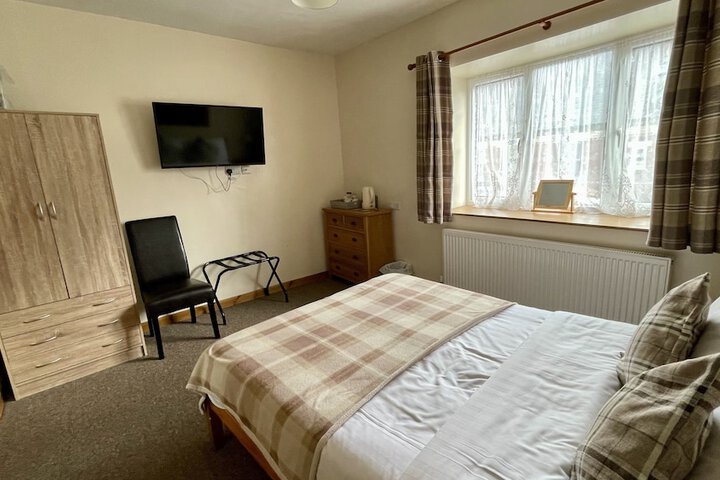 Room 15 of 94