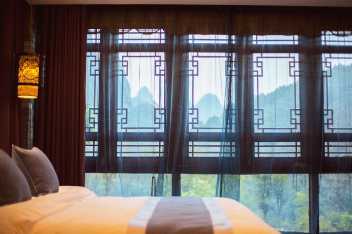 Room 13 of 121
