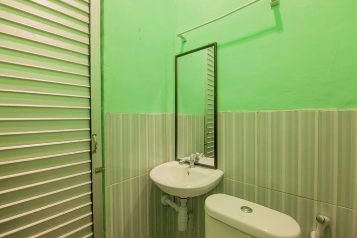 Room 29 of 32