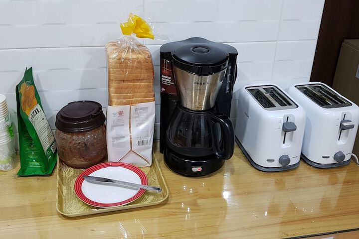 Breakfast/Coffee Service 36 of 43