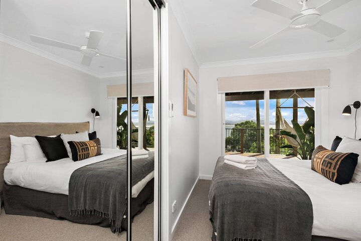 Room 3 of 21