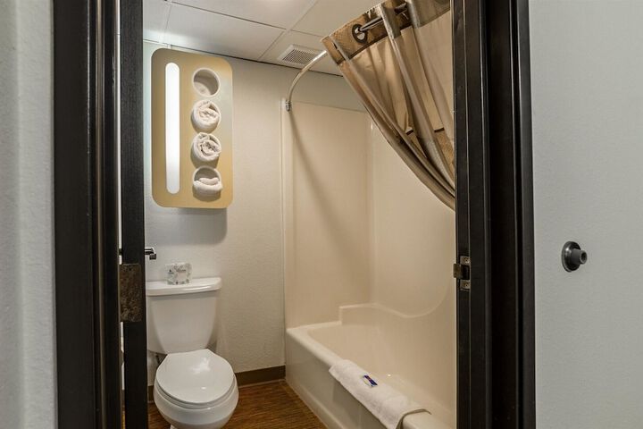 Clean Restrooms