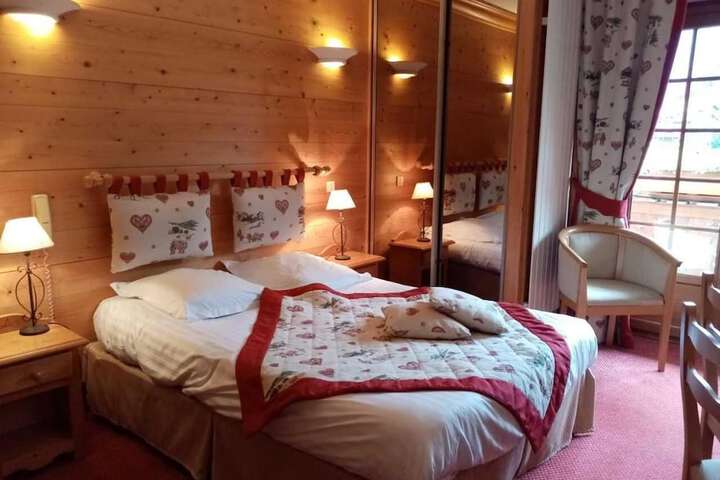 Room 14 of 50