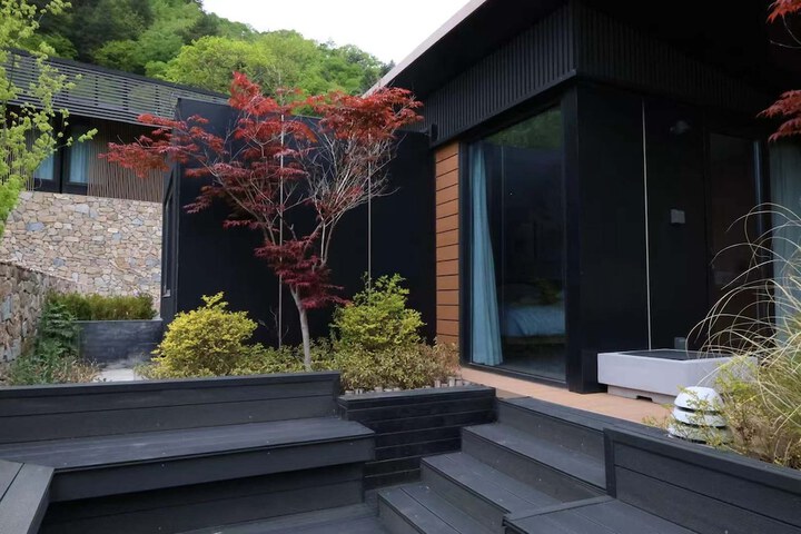 Terrace/Patio 83 of 176