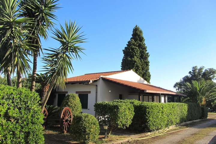 Room 17 of 25