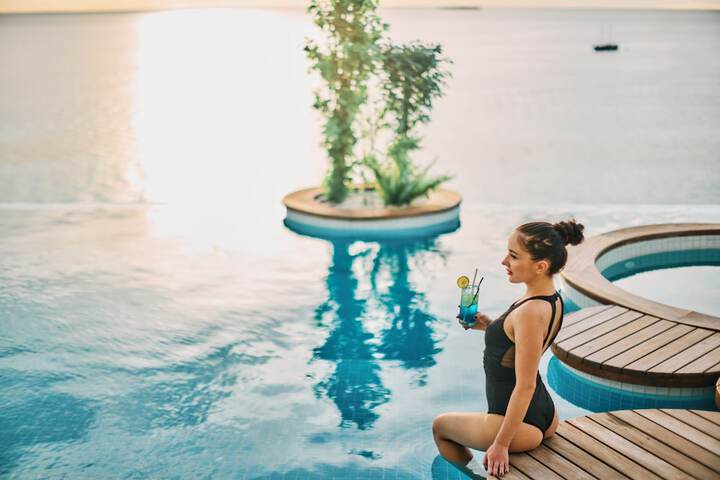 Pool 108 of 175