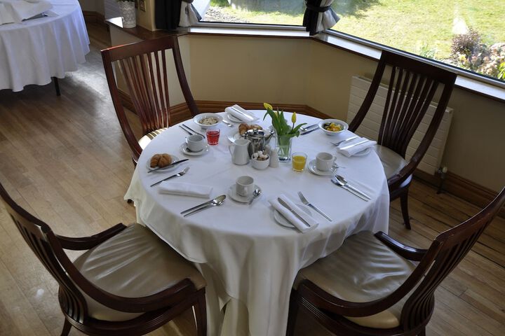 Breakfast/Coffee Service 22 of 34