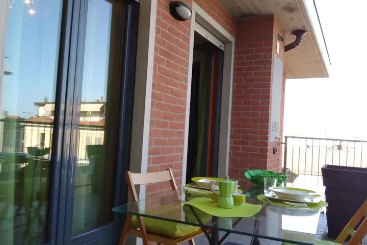 Terrace/Patio 7 of 12