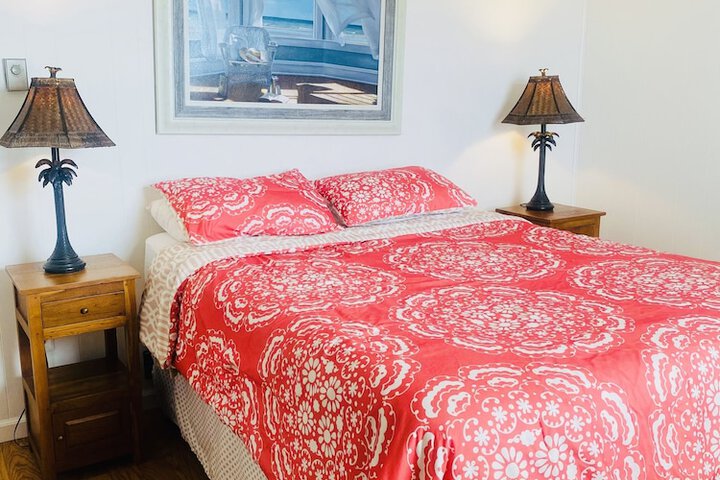 Room 4 of 36