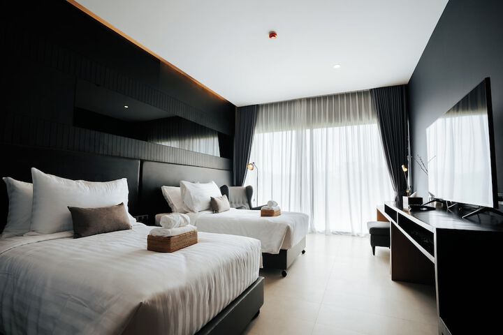 Room 26 of 66