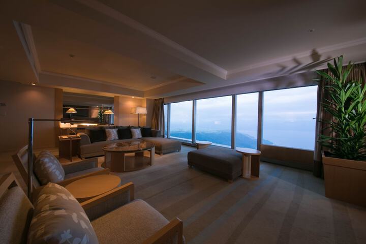 Room 21 of 329