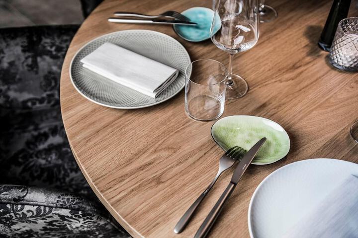 Dining 37 of 57