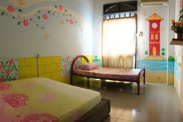 Room 21 of 65