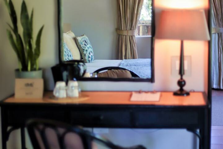 Room 10 of 78