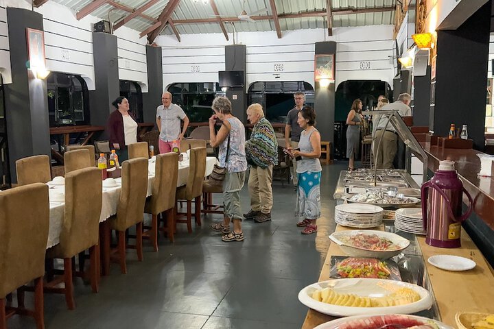 Dining 61 of 84