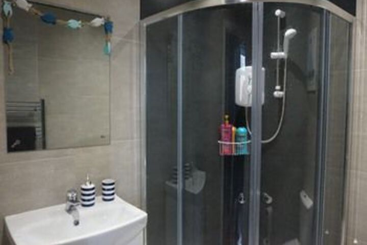 Room 2 of 35