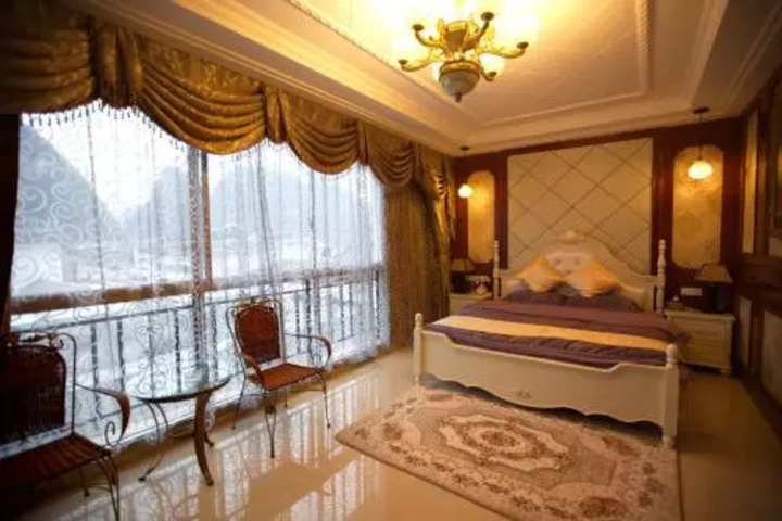 No.8 Mansion Hotel