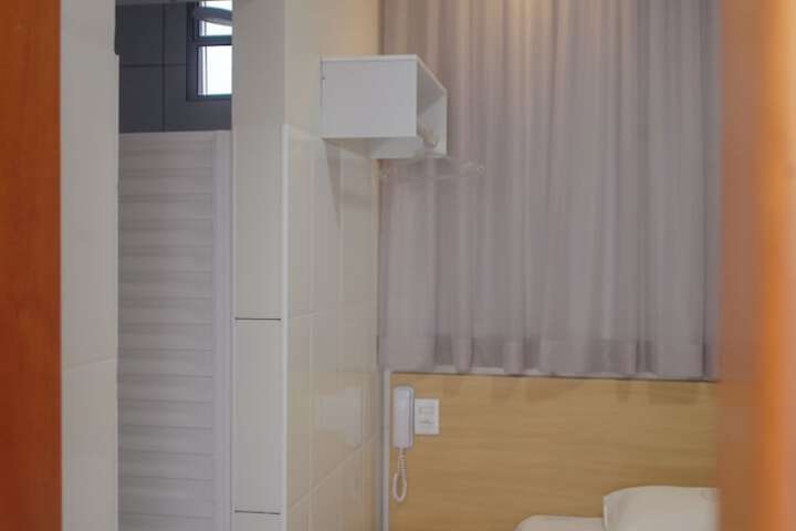 Room 25 of 65